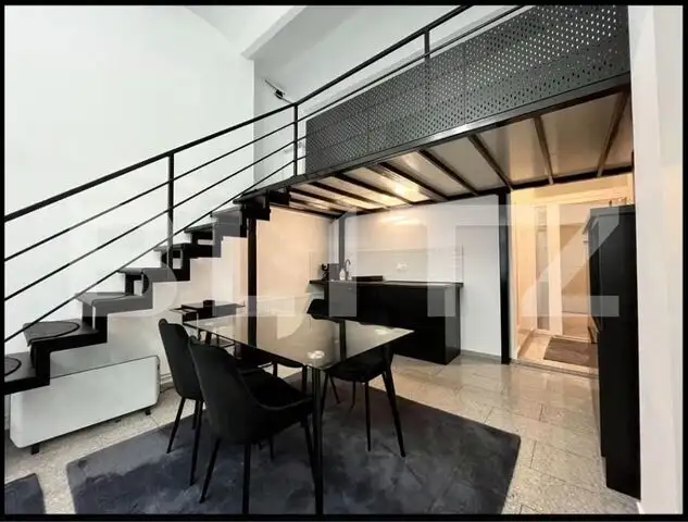 Apartament de vanzare, cu 2 camere, 63 mp, în centrul orașului