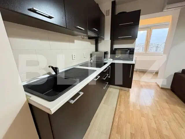 Apartament cu 3 camere de vânzare pe Calea Dorobanților