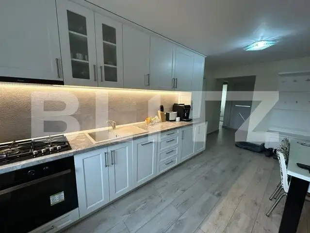 Apartament cu 3 camere, 66 mp, complet renovat, 2 bai, zona Titulescu