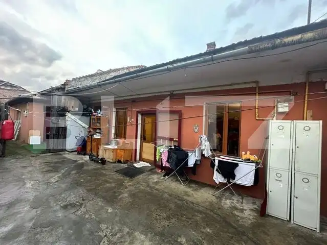 Casa individuala cu 2 camere, 55 mp, curte spatioasa, zona Marasti