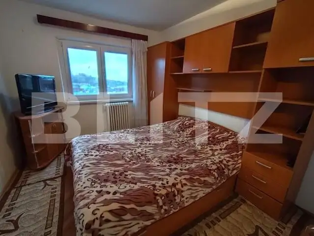 Apartament 3 camere, 65mp, zona Cugir 