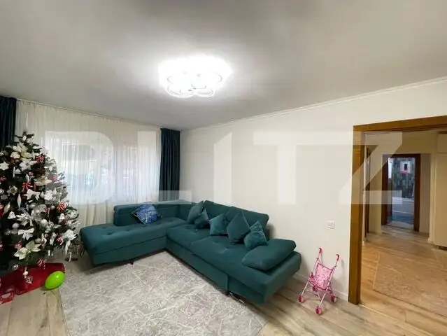 Apartament cu 3 camere, 66 mp, decomandat, zona Parculet Rovine