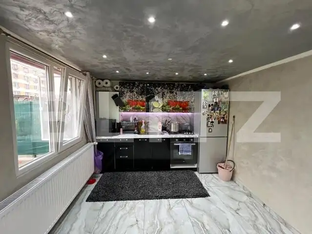 Apartament cu 2 camere, 75 mp, zona Soarelui