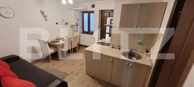 Apartament la casă, 3 camere, 50 mp, ultracentral