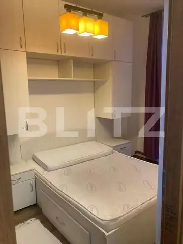 Apartament mobilat, 2 camere, 64 mp, semidecomandate, zona Centrala