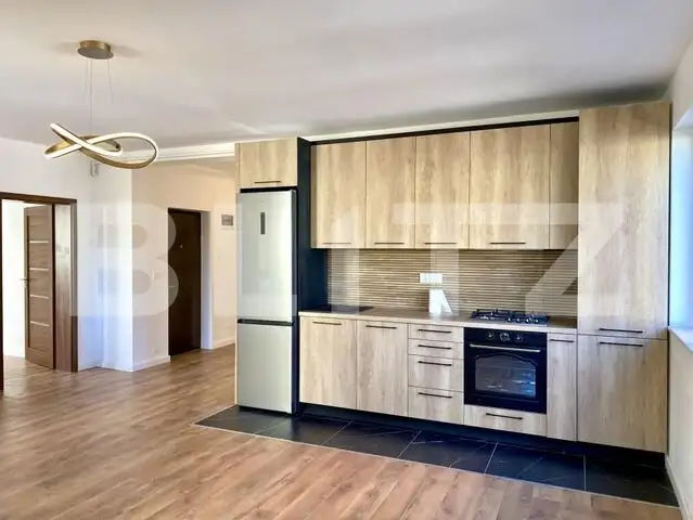 Apartament partial mobilat cu 3 camere, totul NOU, 4 parcari, Gruia