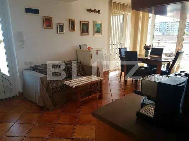 Apartament 3 camere, 100 mp, terasa 20 mp, parcare, zona Parcul Central