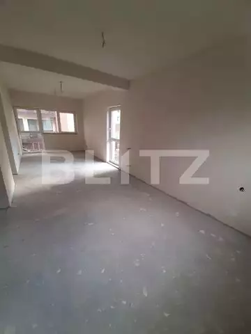 Apartament semifinisat, parcare optionala, zona Sub Cetate