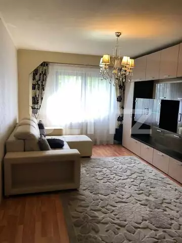 Apartament 3 camere, decomandat, 75 mp,  zona Fsega