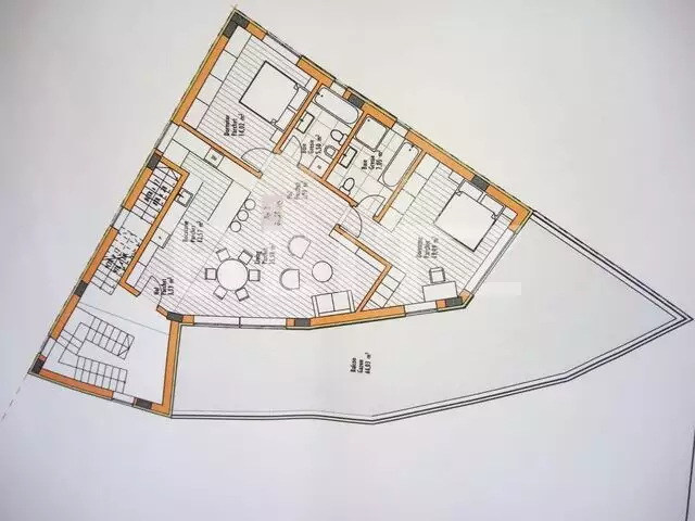 Apartament 3 camere,  86 mp, terasa 66 mp, zona Eugen Ionesco