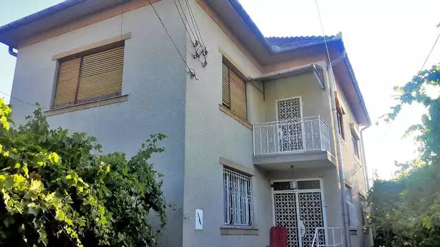 Casa de vanzare in cartier Gheorgheni, 5 camere, pivnita, garaj!