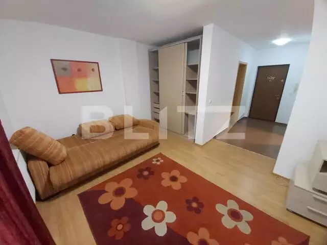 Apartament cu o camera si terasa inchisa, 47 mp, zona Calea Turzii