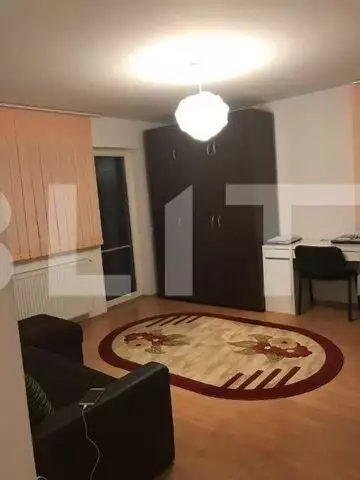 Apartament cu o camera, 42 mp, loc de parcare, zona Calea Turzii