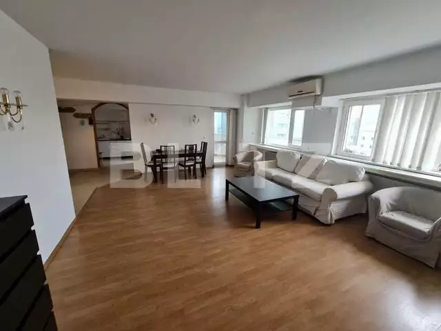 Apartament 3 camere, 100 mp, spatios, zona Titulescu
