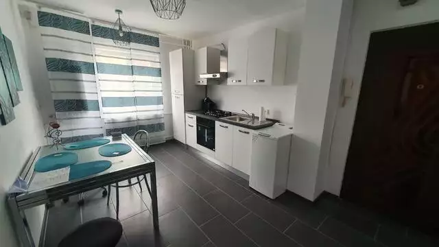 Apartament 2 camere, 55 mp utili + balcon inchis, Torontalului