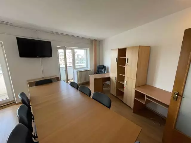 Apartament 3 camere, spatios, zona Piata Unirii, 82 mp  