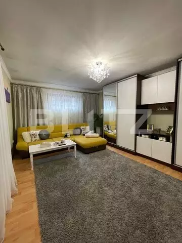 Apartament cu 3 camere, 80 mp, parcare zona strazii Plevnei
