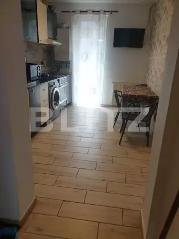 Apartament 2 camere decomandat, etaj intermediar, la cheie !