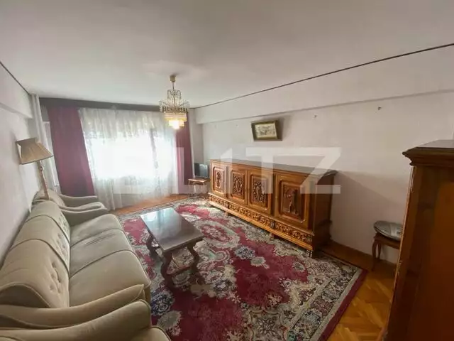 Apartament de 4 camere și 2 băi, zona Calea Moșilor