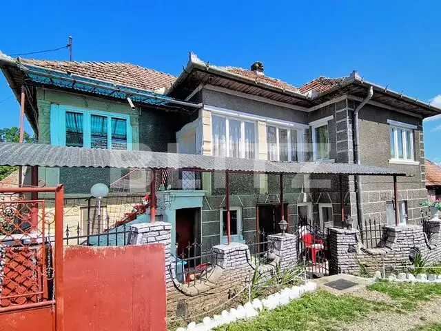 Casa individuala, 150 mp utili, 1231 mp teren, Suceagu