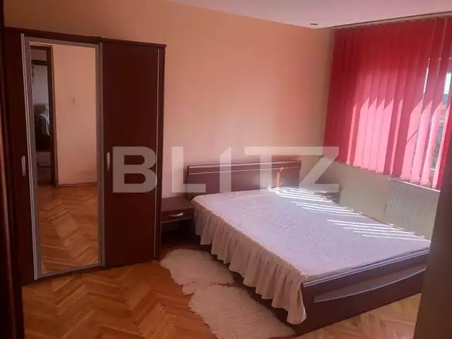 Apartament de 3 camere, 53 mp, zona Gheorghe Lazar, ideal pentru..