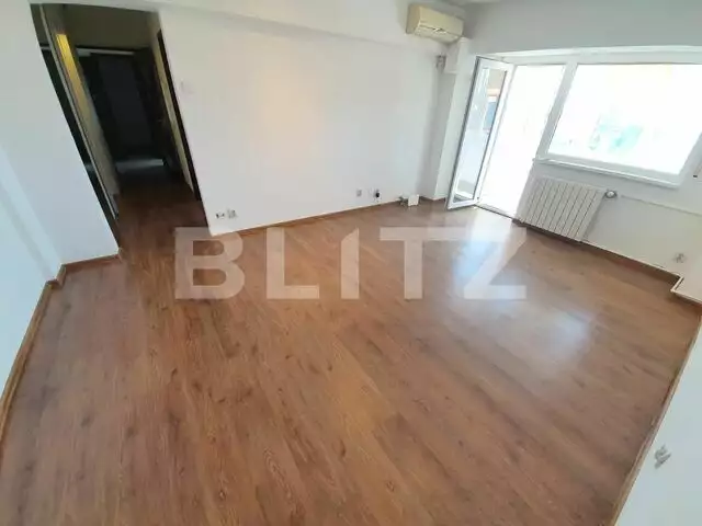 Apartament 3 camere, nemobilat, semidecomandat, 78 mp, Universitate