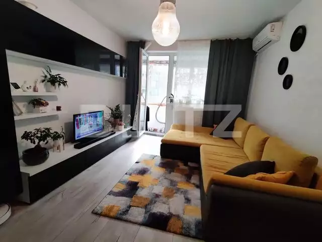 Apartament 3 camere, decomandat, la 6 minute de metroul Valea Ialomitei 