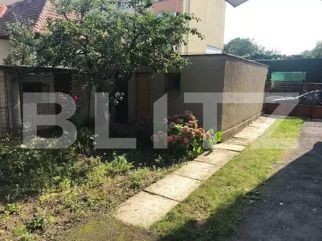 Apartament la casa, 120 mp utili, curte comuna, in Brasov