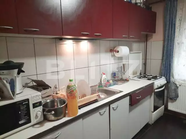  Apartament de 2 camere, 51 mp, parter, Confectii!