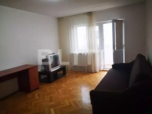 Apartament 4 camere, decomandat, zonă liniștită, aproape de Calea București