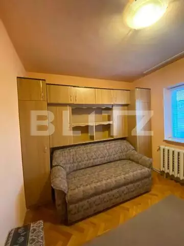 Apartament cu 2 camere, decomandat, zona strazii Alexandru Vlahuta