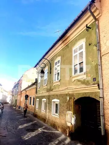 Casa istorică, mare potențial de investiție, Centru Istoric, Brașov
