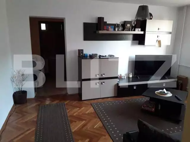 Apartament de 2 camere, tip Q, semidecomandat, zona Cantemir!