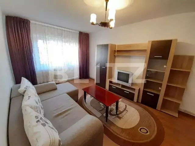 Apartament 3 camere, decomandat, 70 mp, zona Valea Aurie 