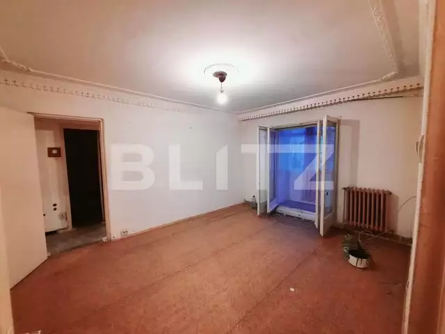 Apartament de 2 camere, etaj intermediar, zona Tatarasi-Metalurgie