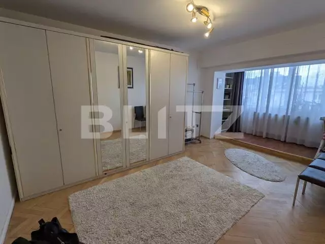 Apartament 3 camere, 77 mp, zona străzii București!