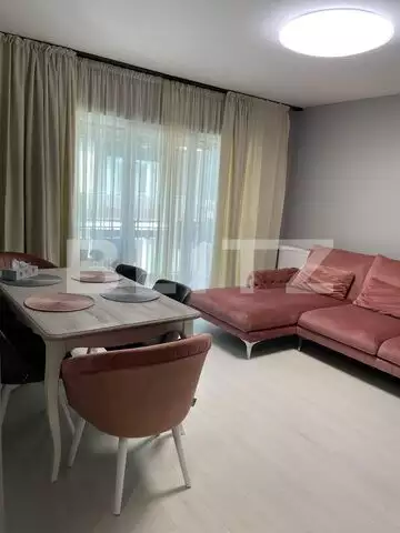 Apartament de lux cu 2 camere, 60 mp, decomandat, dressing, zona Alverna