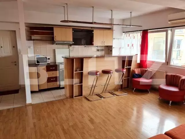 Apartament 2 camere, 45 mp, balcon, garaj, zona strazii Bucuresti
