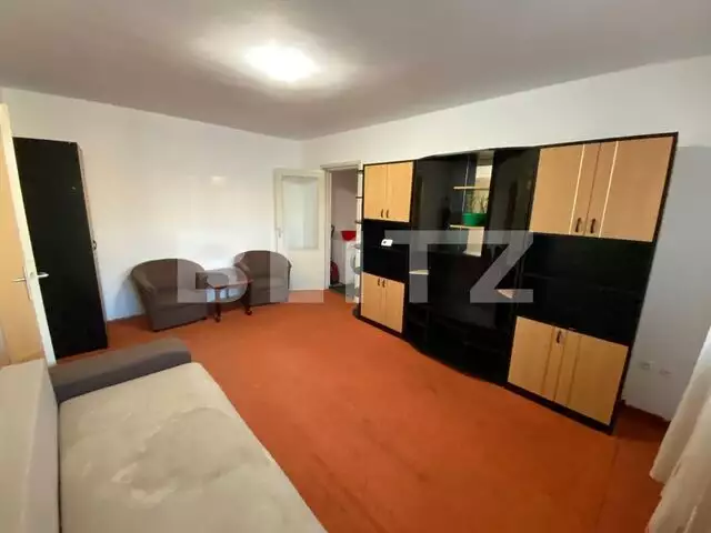 Apartament de doua camere, decomandat, 50 mp, zona Dragalina