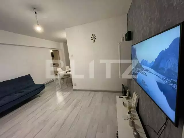 Apartament 3 camere, zona Calea Bucuresti