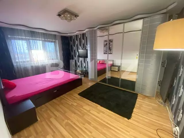Apartament 2 camere, 53 mp, decomandat, centrala proprie, zona Calea Severinului