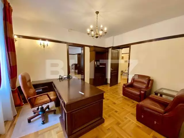 Apartament exclusivist de 5 camere, 184 mp, zona Cartierul Armenesc