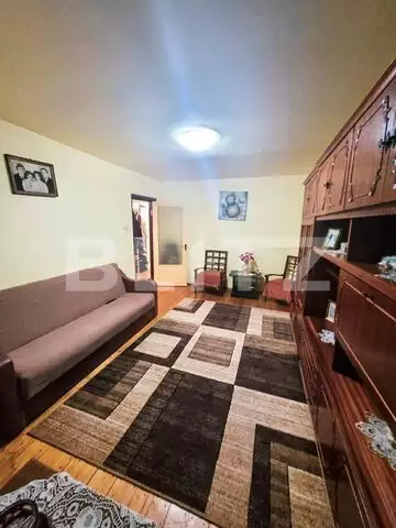 Apartament de 3 camere, zona străzii Fabricii de Zahăr