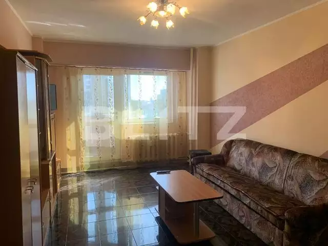 Apartament spatios, 2 camere, 80 mp, zona Intim