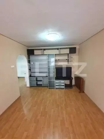 Apartament 3 cam 60 mp cu gradina zona Vasile Aaron