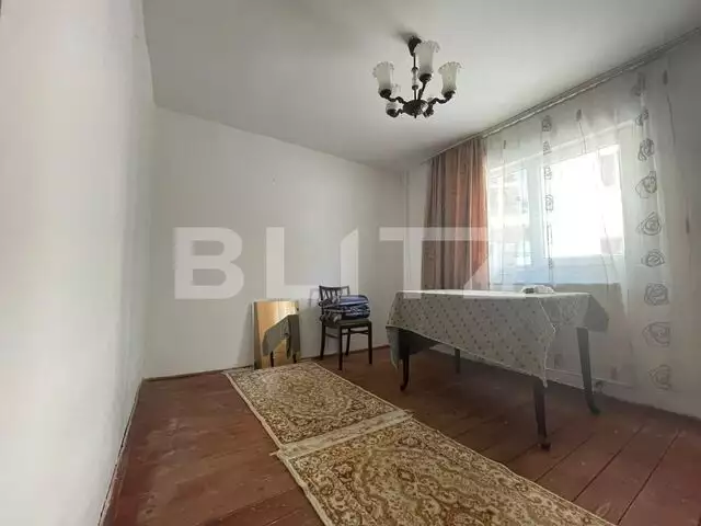 Apartament 2 camere, semidecomandat, zona Triaj