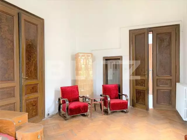 Apartament istoric, 115 mp, 3 camere, zona Centrala