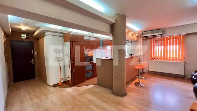  Apartament 4 camere, 80 mp utili , decomandat, zona Calea Bucuresti!