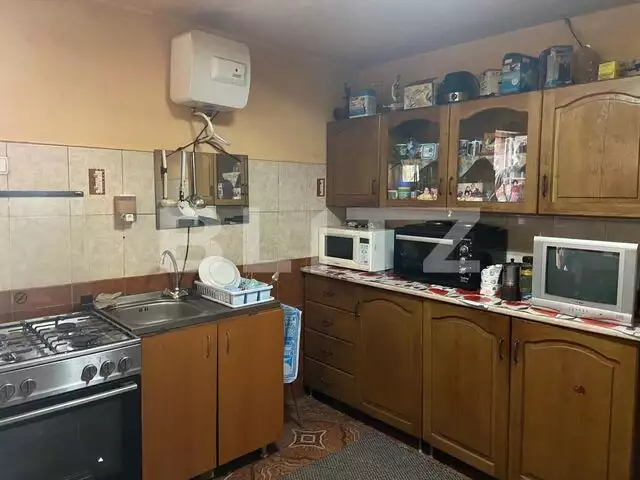 Casa cu 3 camere pe un teren generos de 734mp zona Dealuri