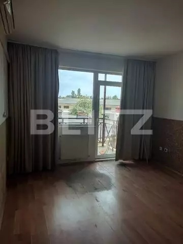 Apartament de 1 camera, 44 mp, decomandat, etaj intermediar, Velenta